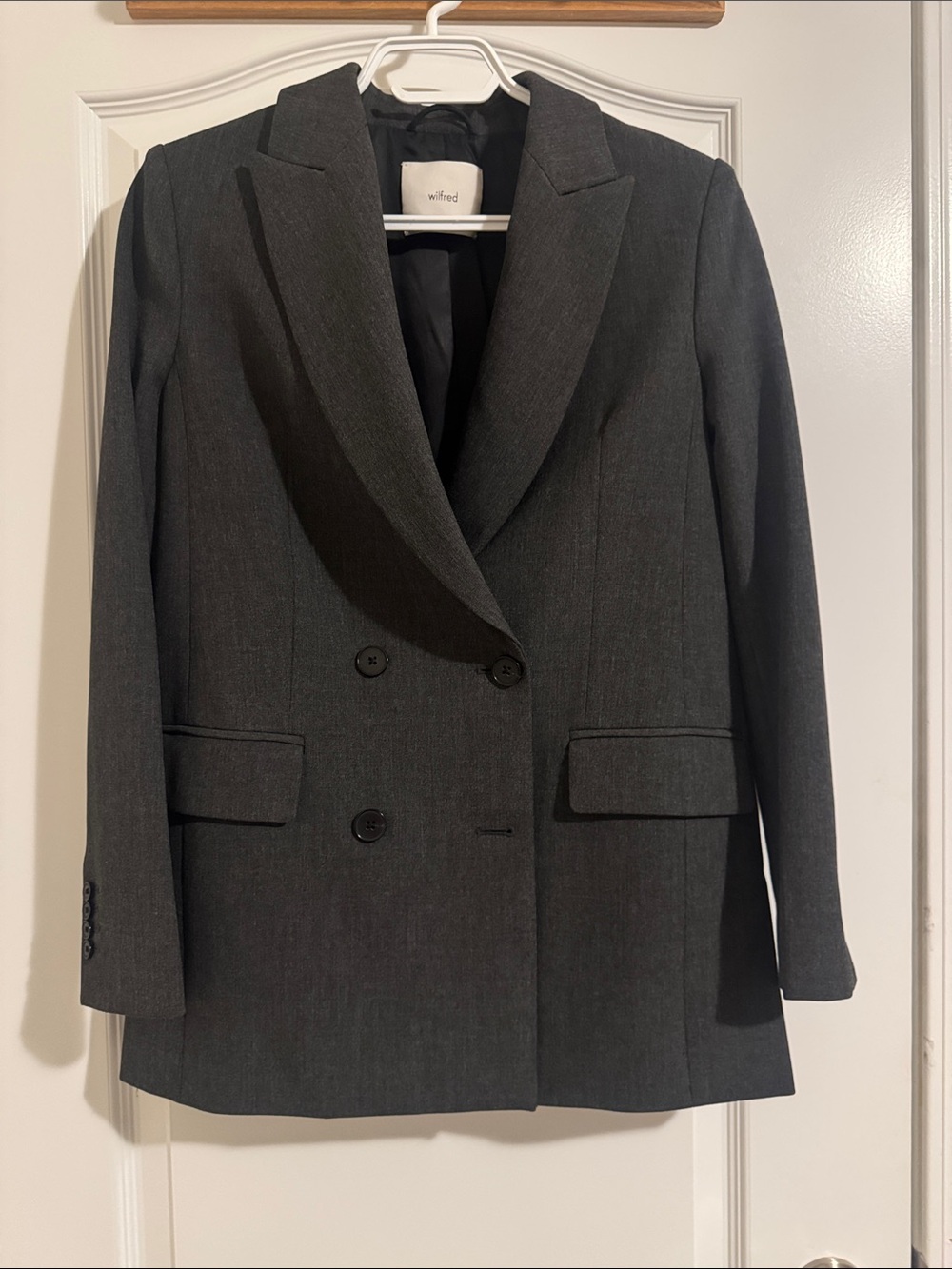 Aritzia Wilfred Dark Charcoal Double-Breasted Blazer